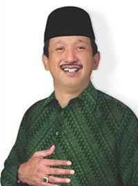 Drs. H. Ipong Muchlissoni