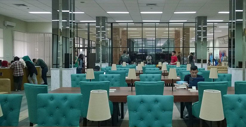 Perpustakaan di President University, Bikin Mahasiswa Betah Berlama-lama di dalamnya