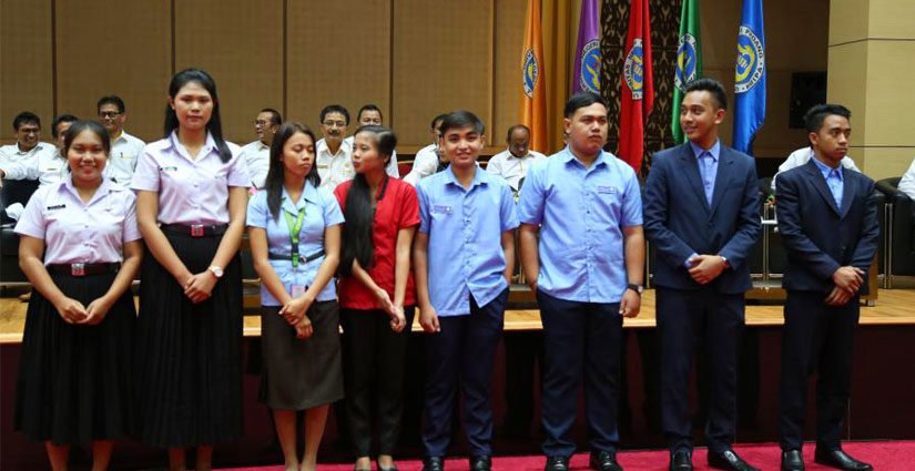 UNP Kenalkan 10 Mahasiswa Program SEA Teacher Kepada Mahasiswa Baru